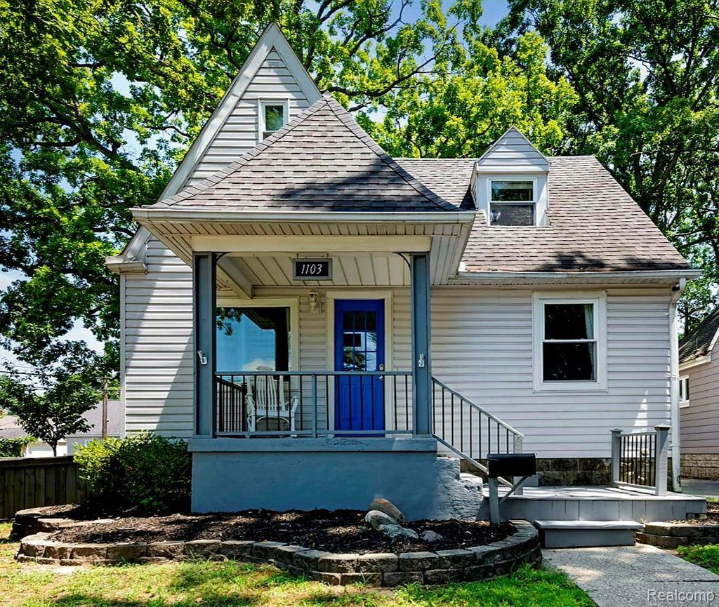 1103 Hoffman, Royal Oak city