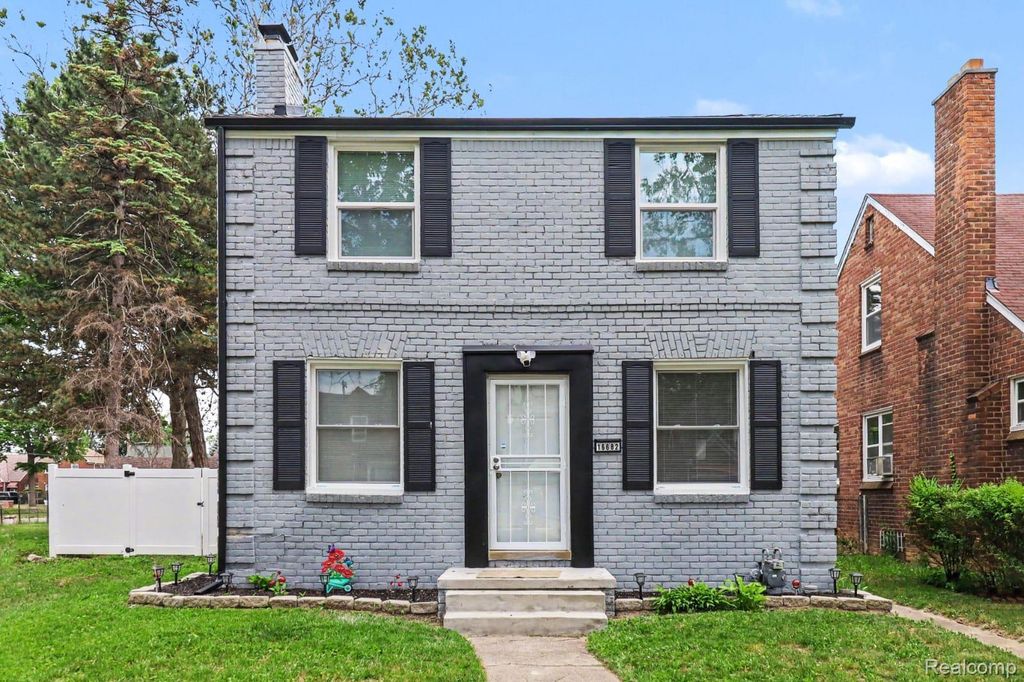16682 Robson Street, Detroit city