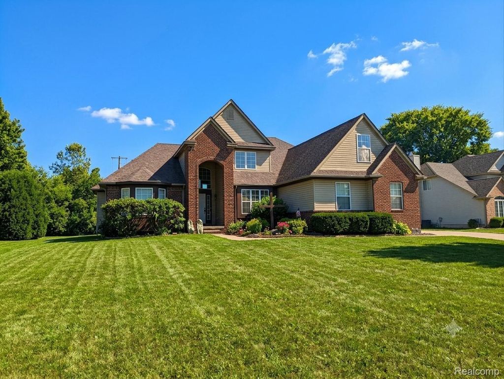 7157 Westminster Circle, Grand Blanc city