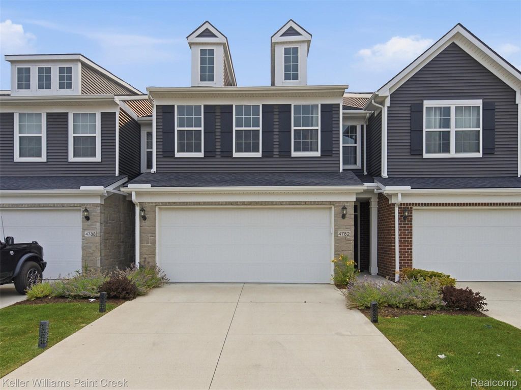 4782 Broomfield Way, Orion charter township
