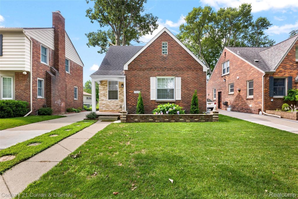23035 Marlboro Street, Dearborn city
