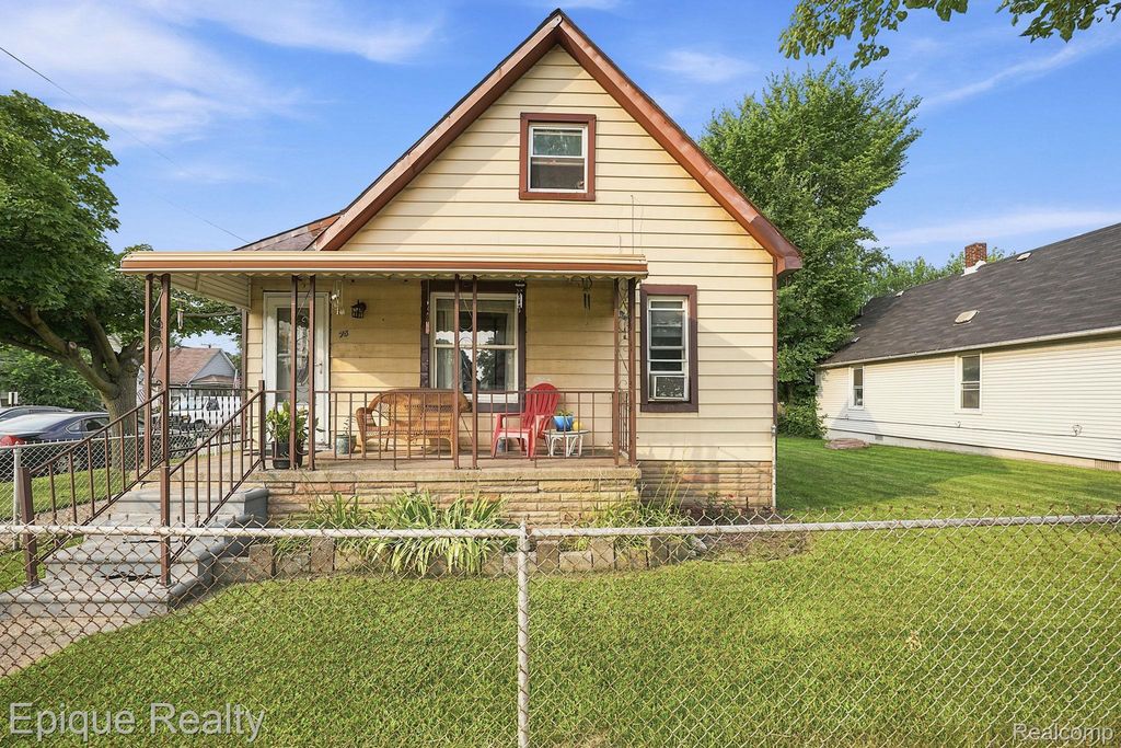 75 E Cicotte Street, River Rouge city