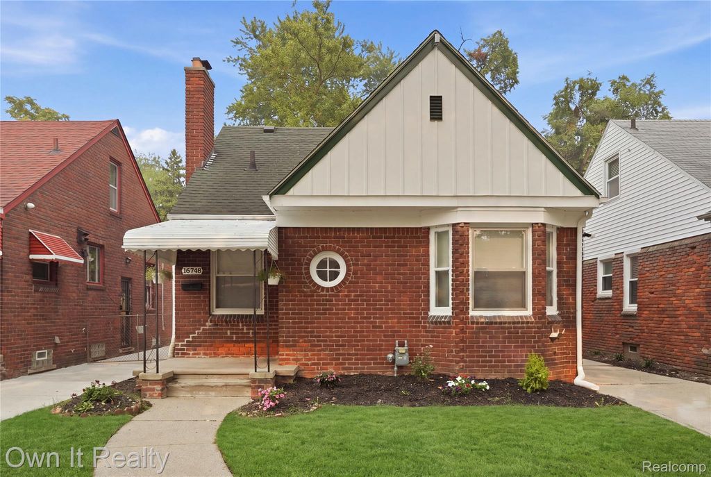 16748 Saint Marys Street, Detroit city