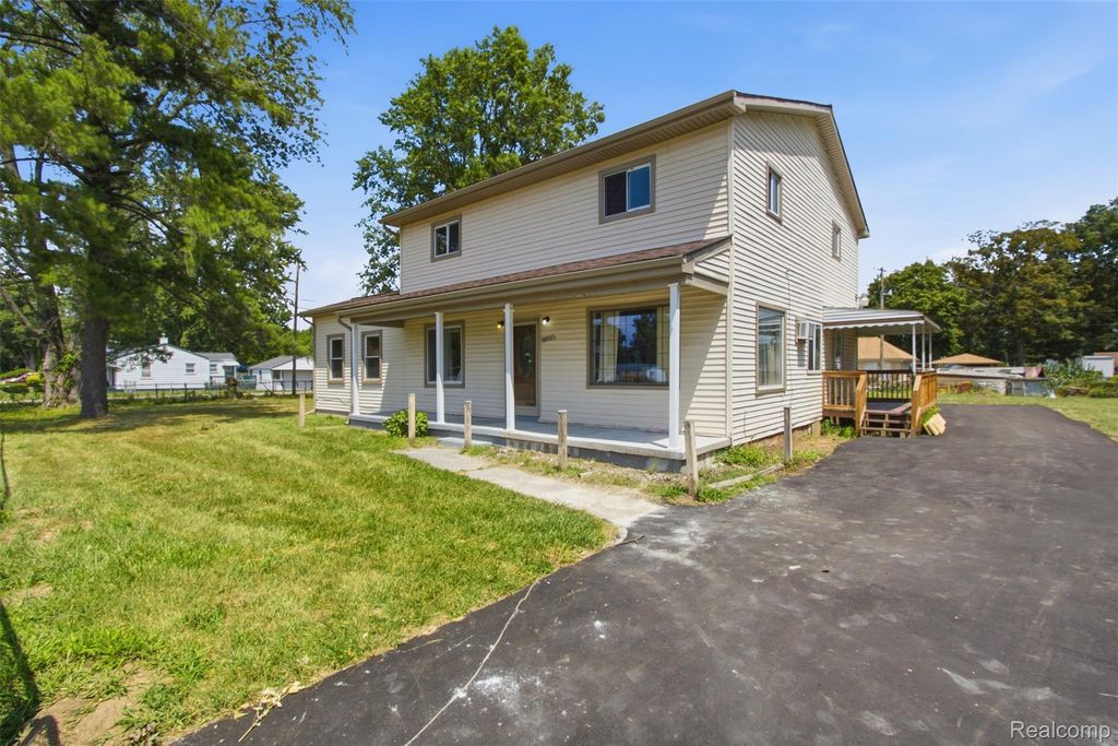 6011 Washington Street, Romulus city