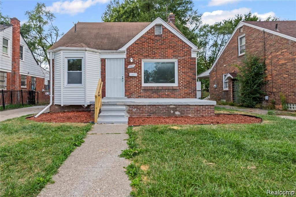 19351 Dwyer Street, Detroit city