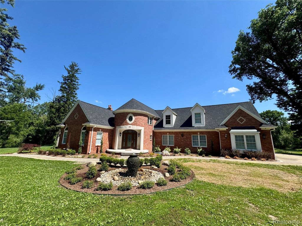 17740 Beck Road, Northville
