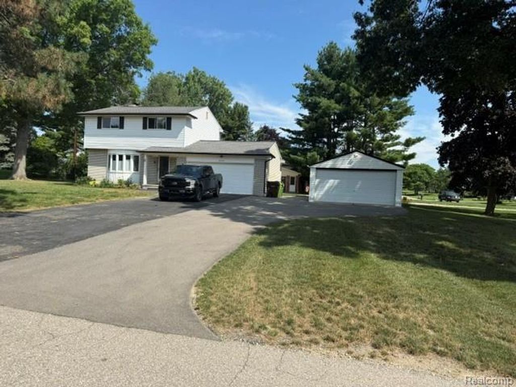 2555 Judy Lane, Shelby charter township