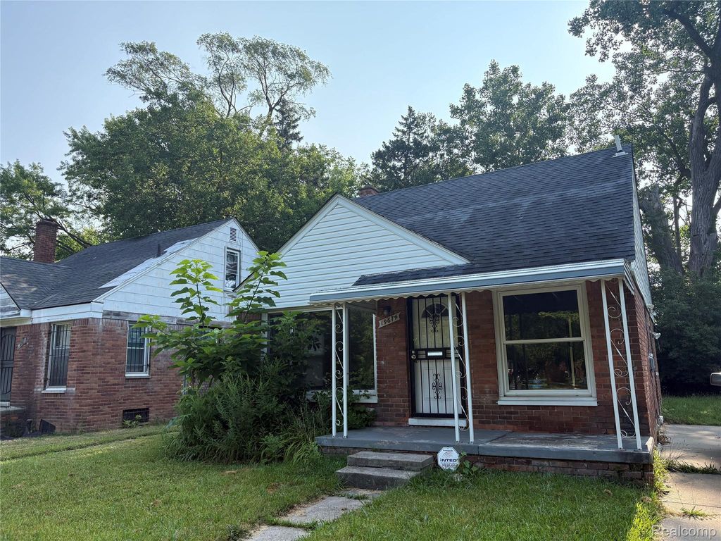 19674 Irvington Street, Detroit city