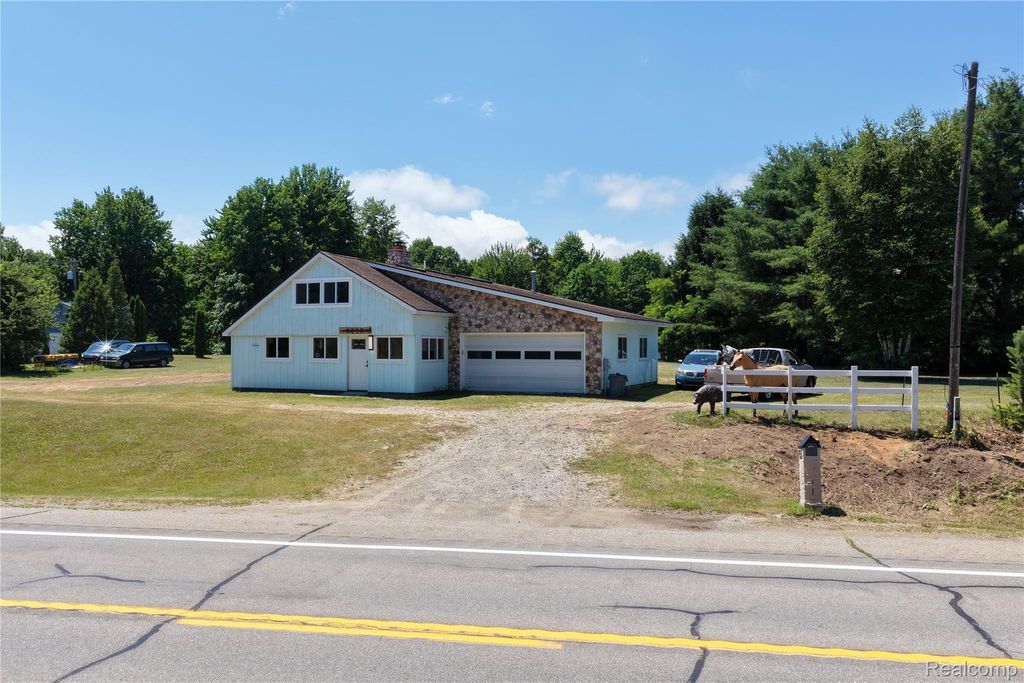 2898a Lakeshore Road, Sanilac township