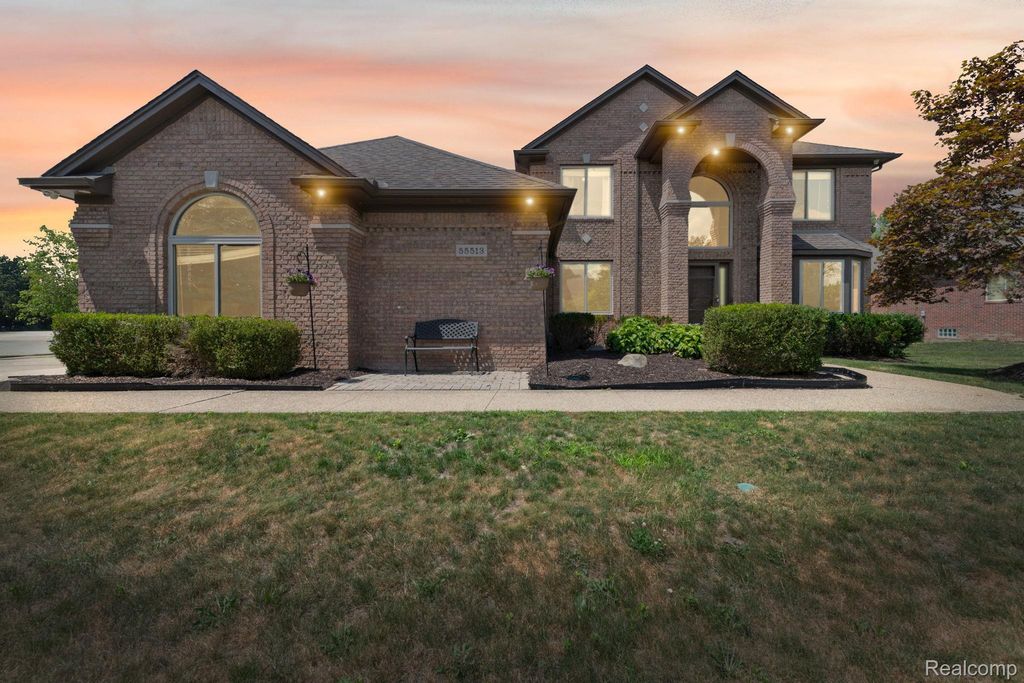 55513 Caesars Drive, Shelby charter township
