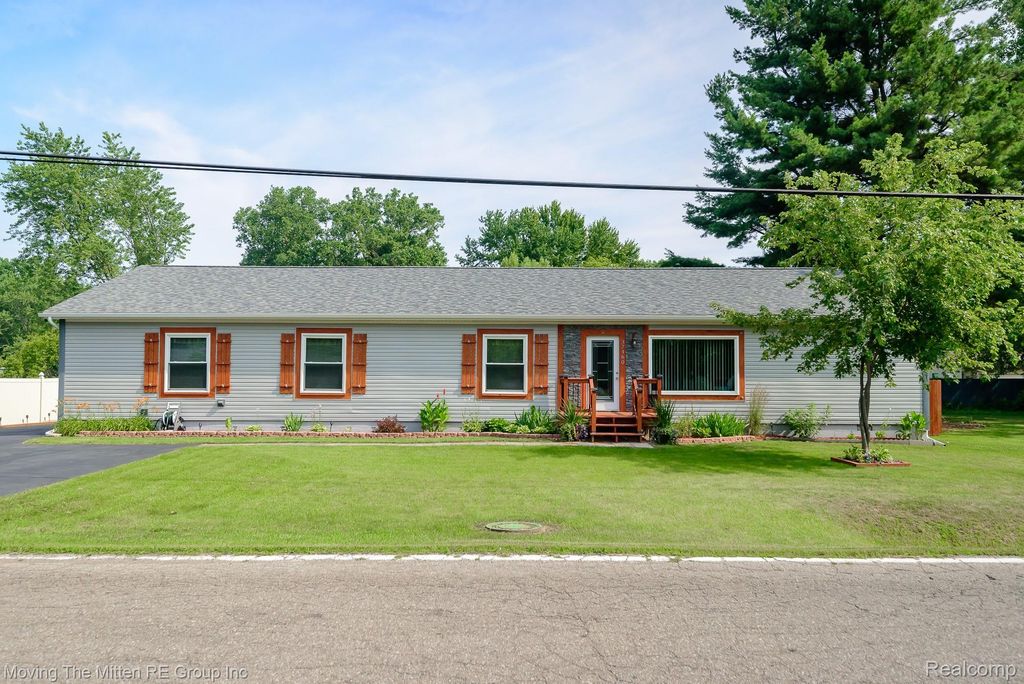 37460 Tyler Road, Romulus city