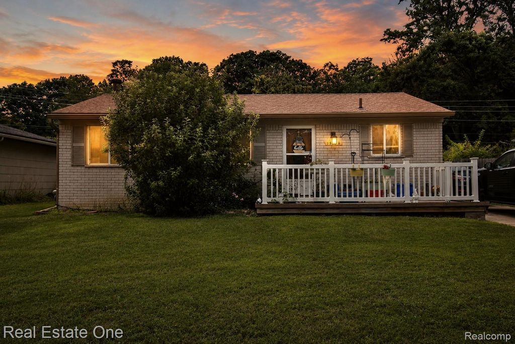 15404 Colbert Street, Romulus city