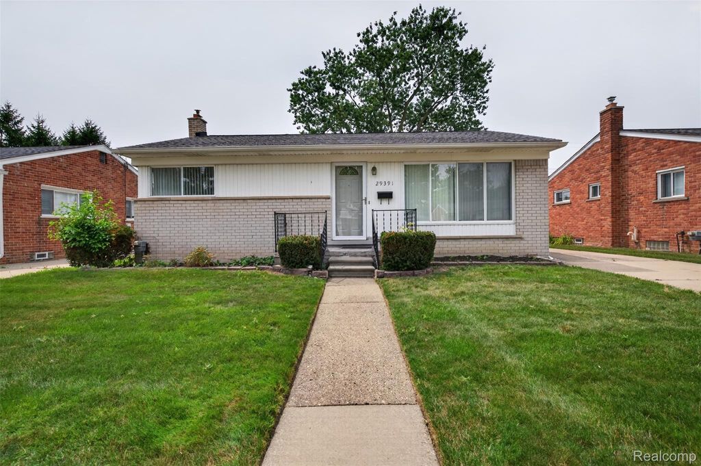 29391 Mark Avenue, Madison Heights city