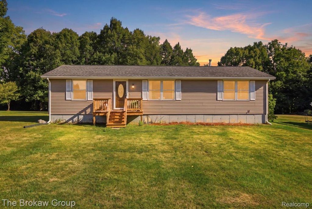 5411 Hess Road, Dryden township