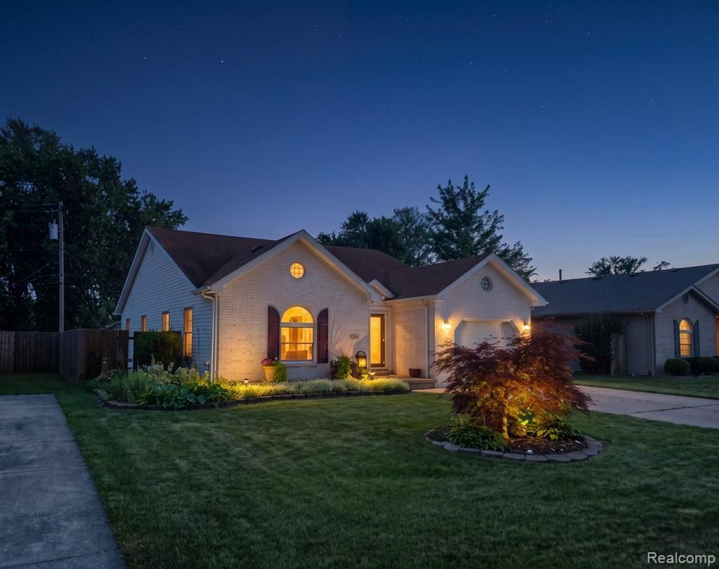 3032 6th Street, Frenchtown township
