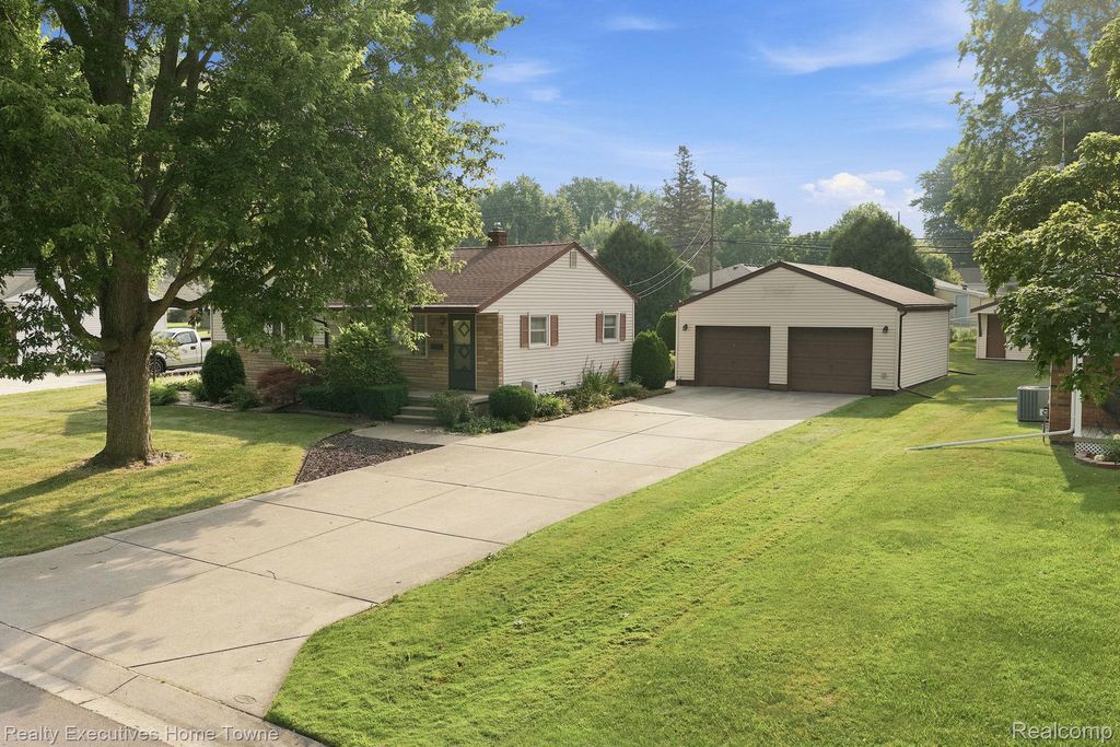 1105 S 15th Street, St. Clair city