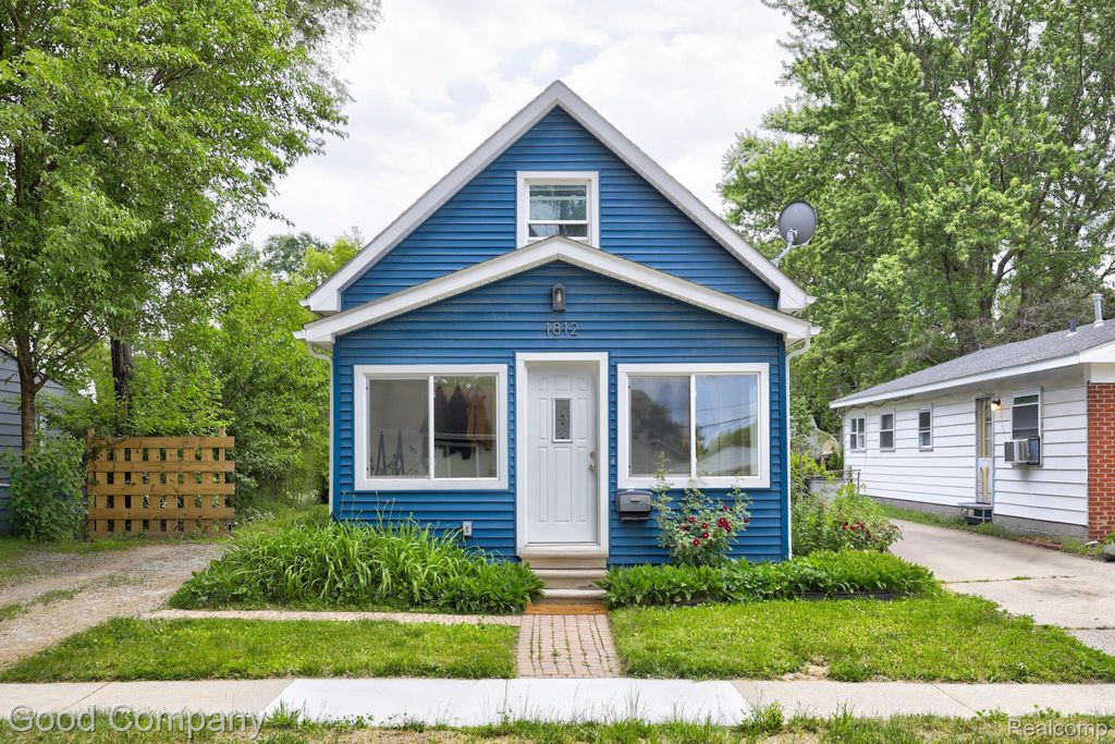 1812 E Meyers Avenue, Hazel Park city