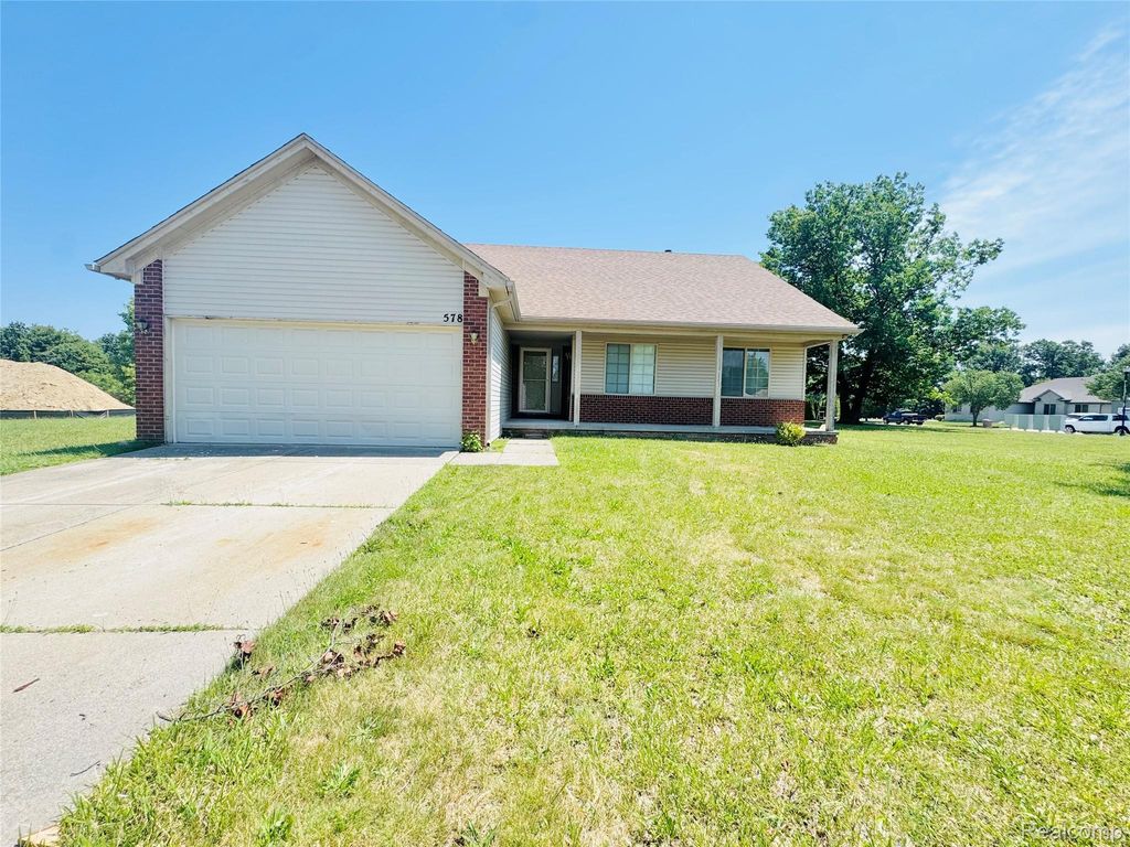578 Jared Drive, Pontiac city