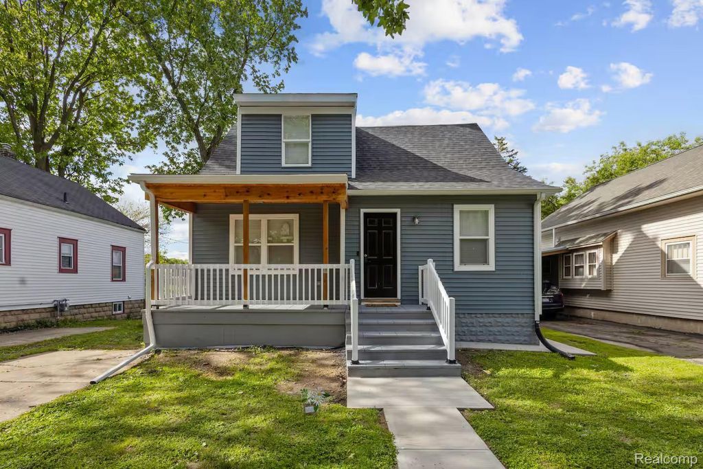 1212 Parkview Street, Lansing city