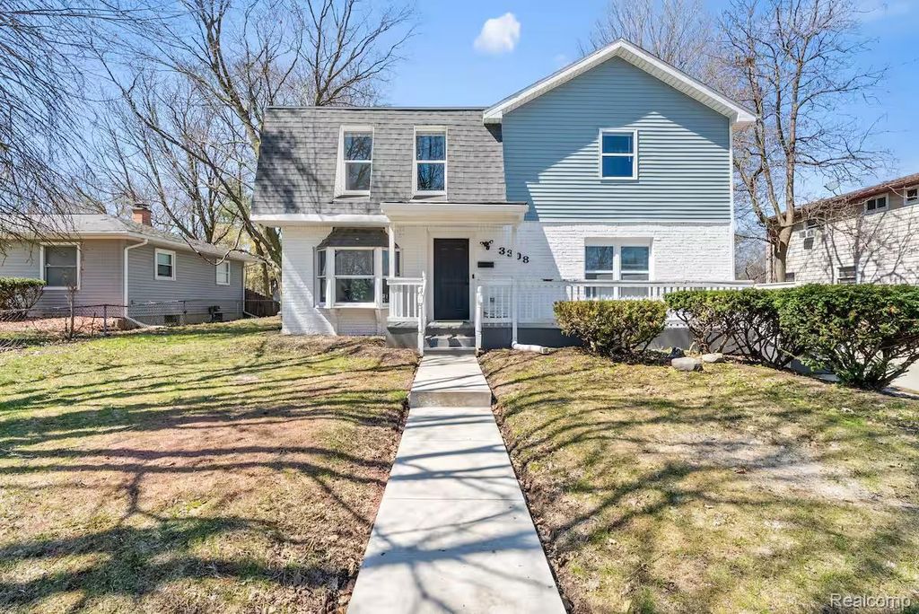 3308 Maloney Street, Lansing city