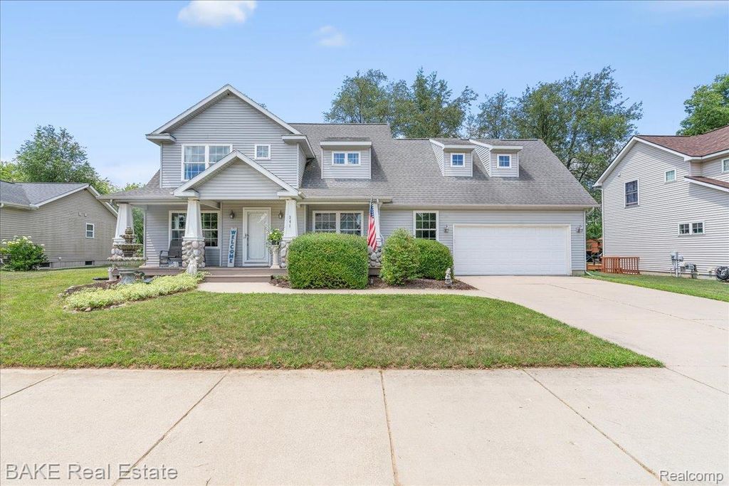 241 Churchill Downs Boulevard, Williamston city