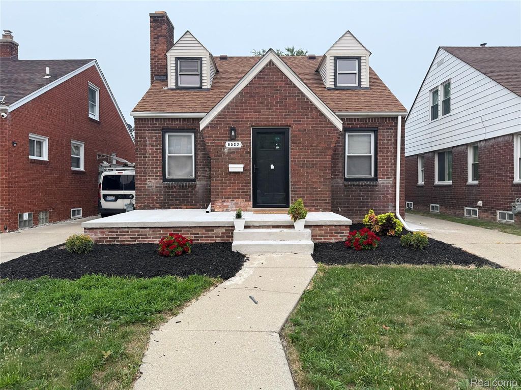 6532 Jonathon Street, Dearborn city