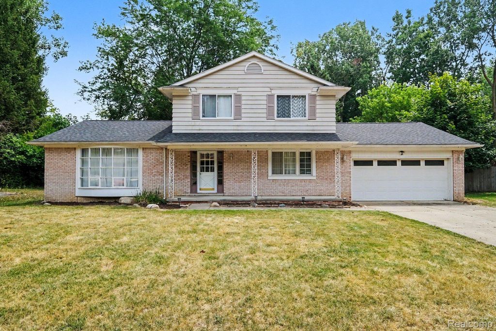 436 Dutch Mill Drive, Flushing city