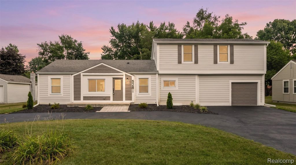 5281 Wilby Street, Shelby charter township