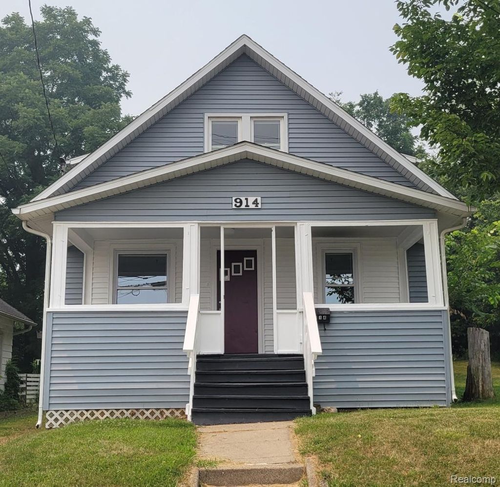 914 Middle Street, Lansing city