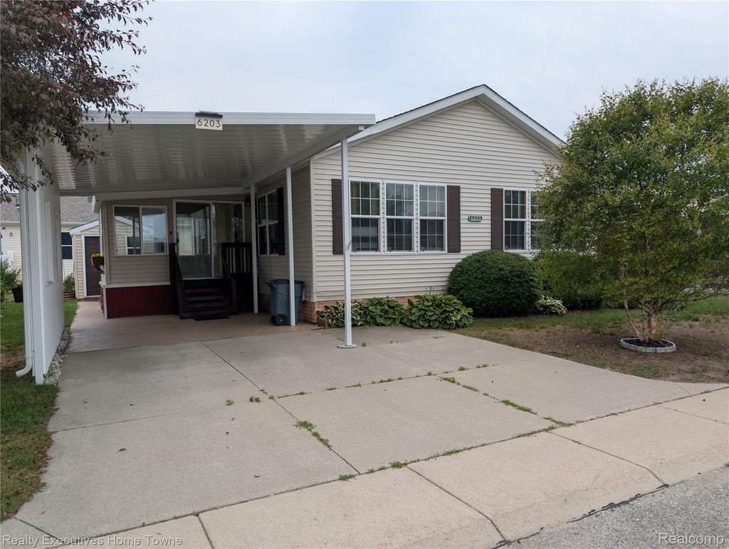 6203 Square Lake Drive Drive, Kimball township