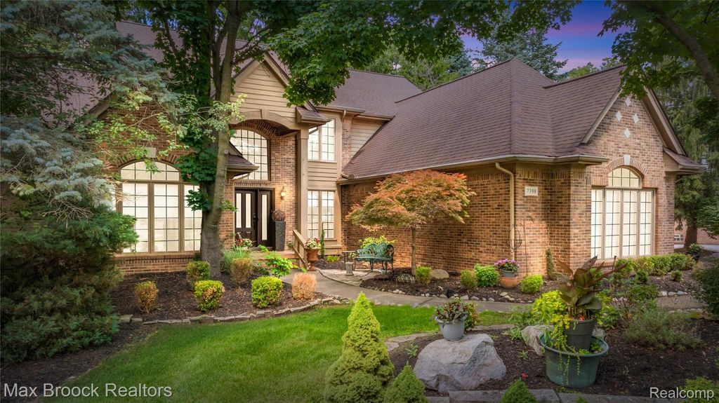 7398 Autumn Hill Drive, West Bloomfield charter township