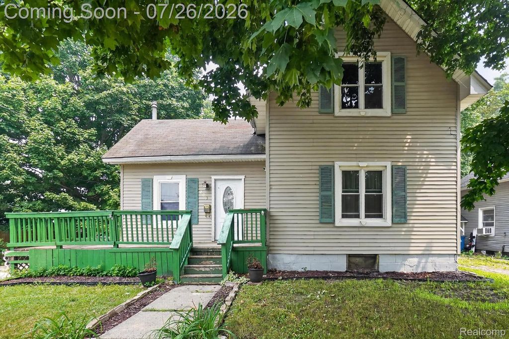 203 Grant Street, Holly township