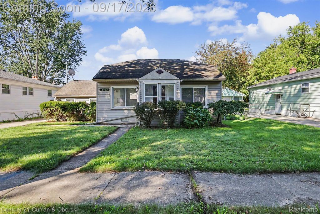 18439 Norborne, Redford charter township