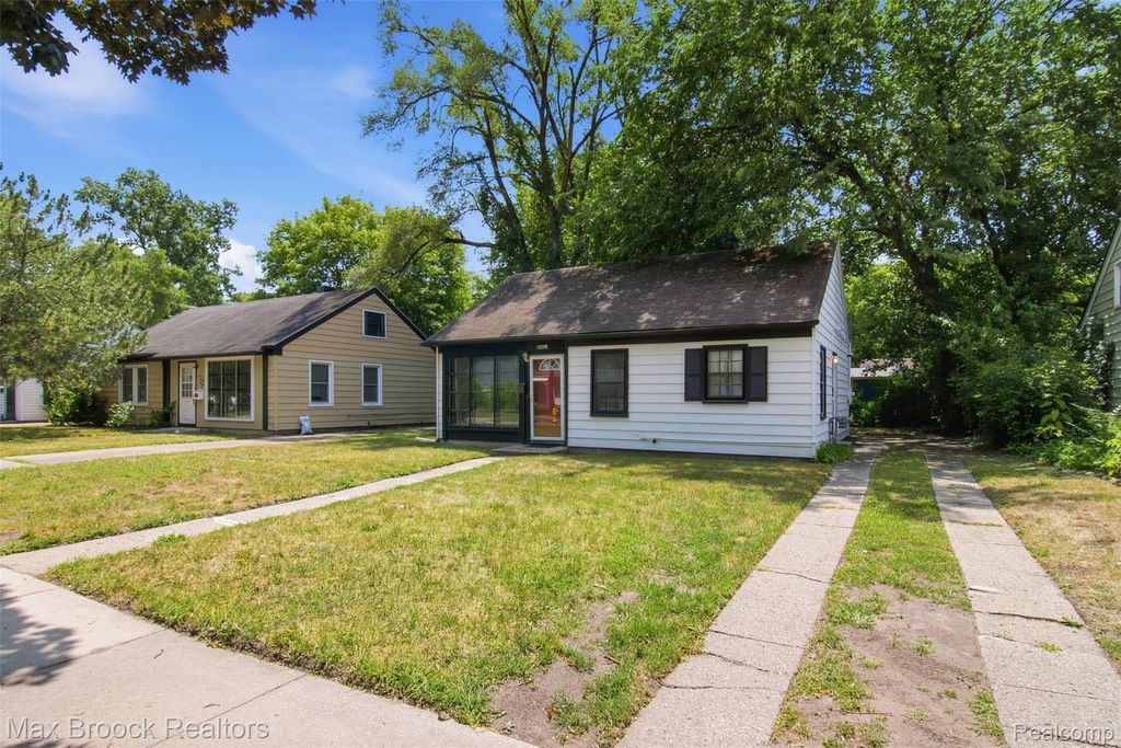 10431 Corning Street, Oak Park city