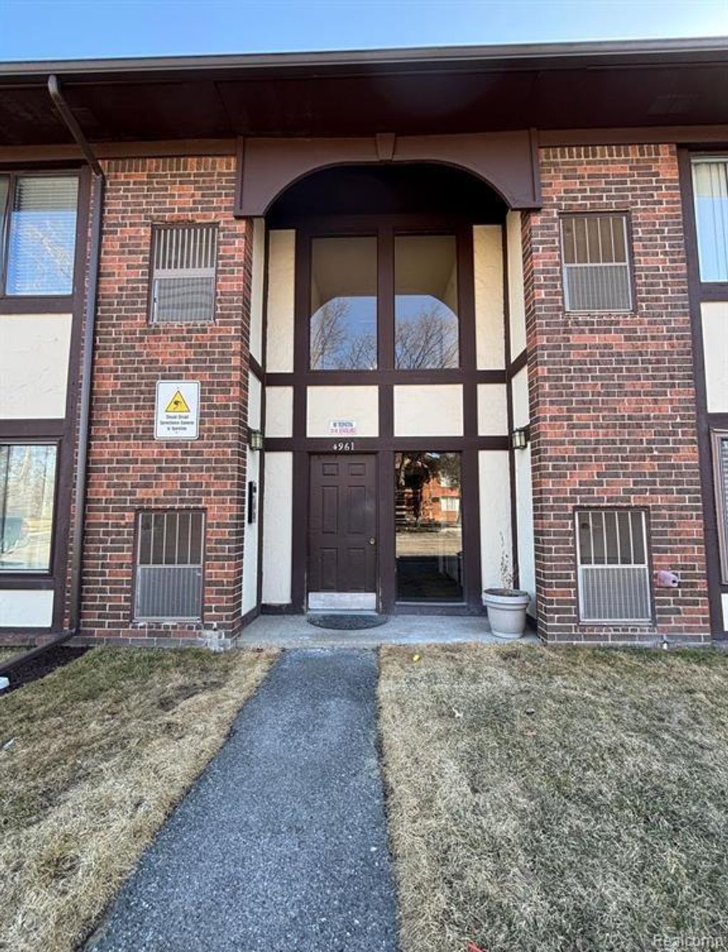 4961 E 10 Mile Road, Warren