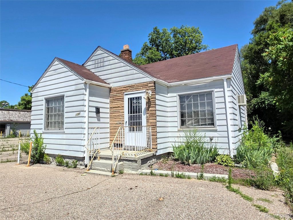 3106 W Pierson Road, Mt. Morris township