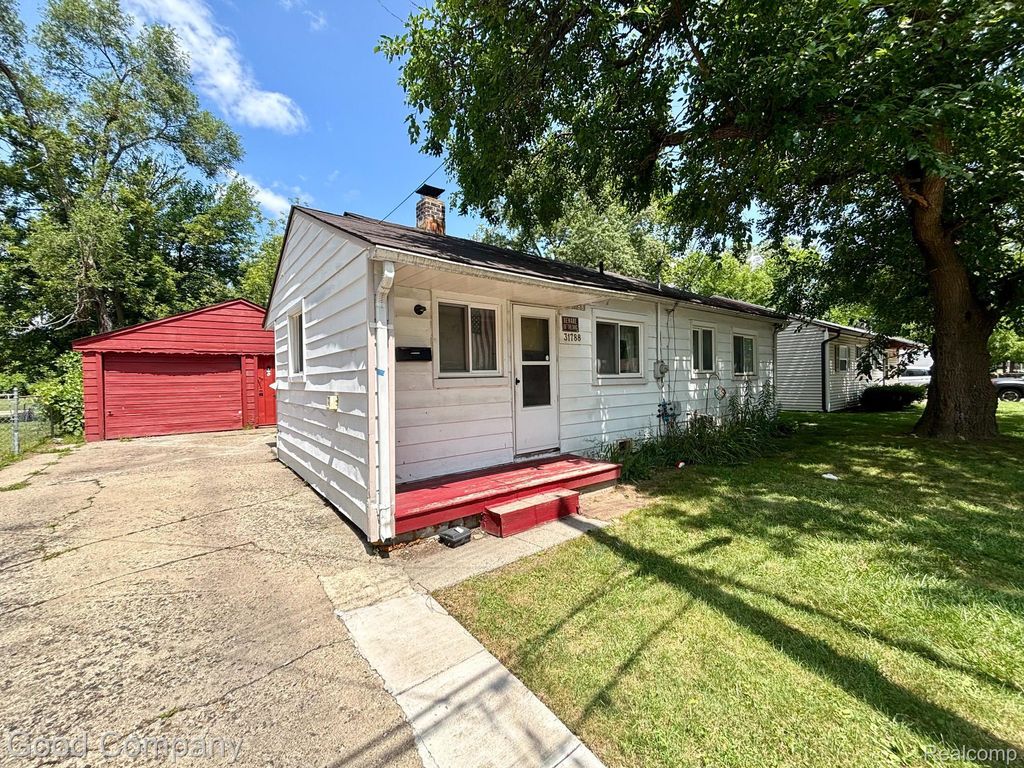 31788 Arenac Court, Westland city