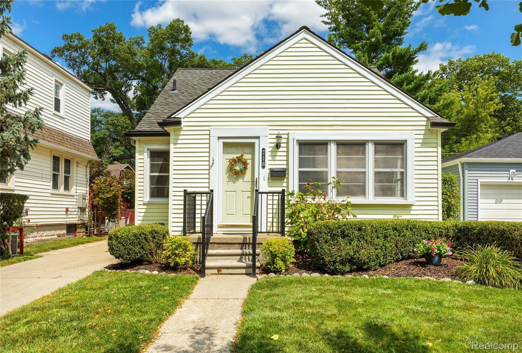 716 Maplegrove Avenue, Royal Oak city