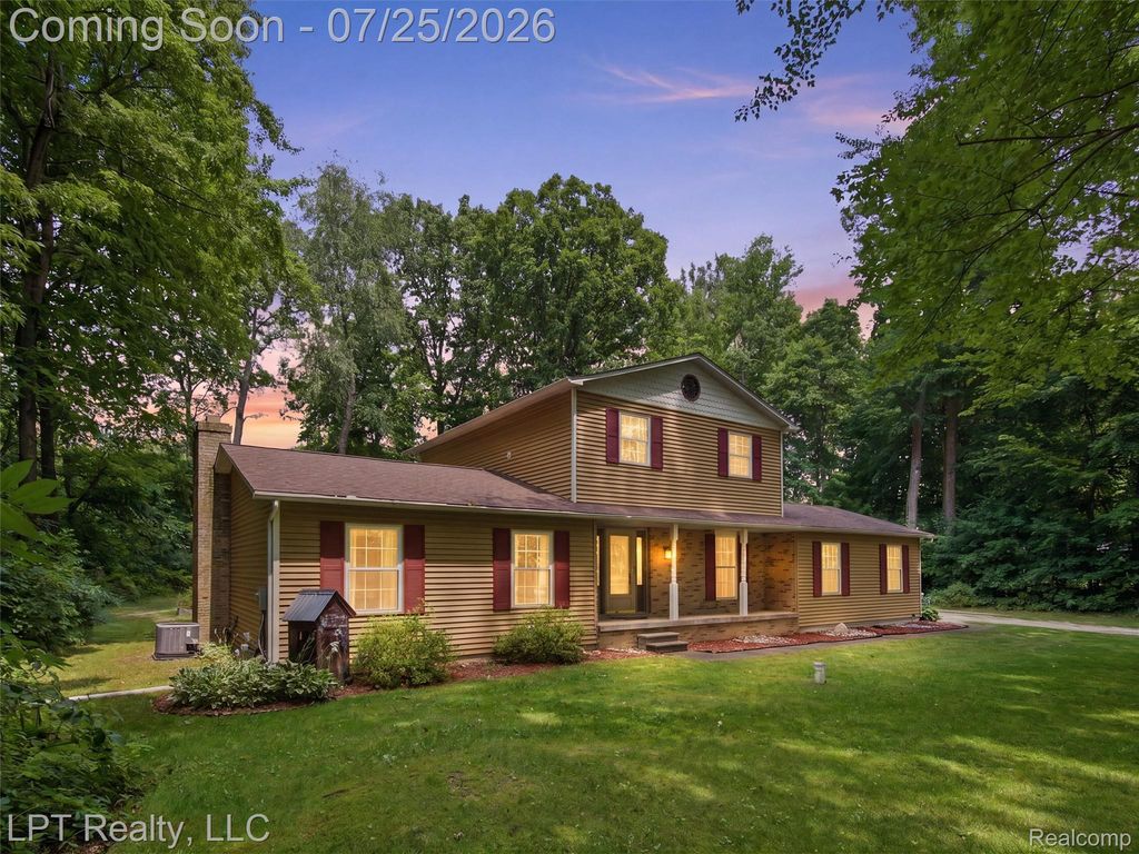 2289 Marjorie Lane, Thetford township