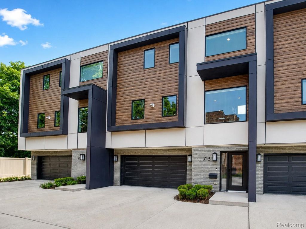 713 E 11 Mile Road, Royal Oak city