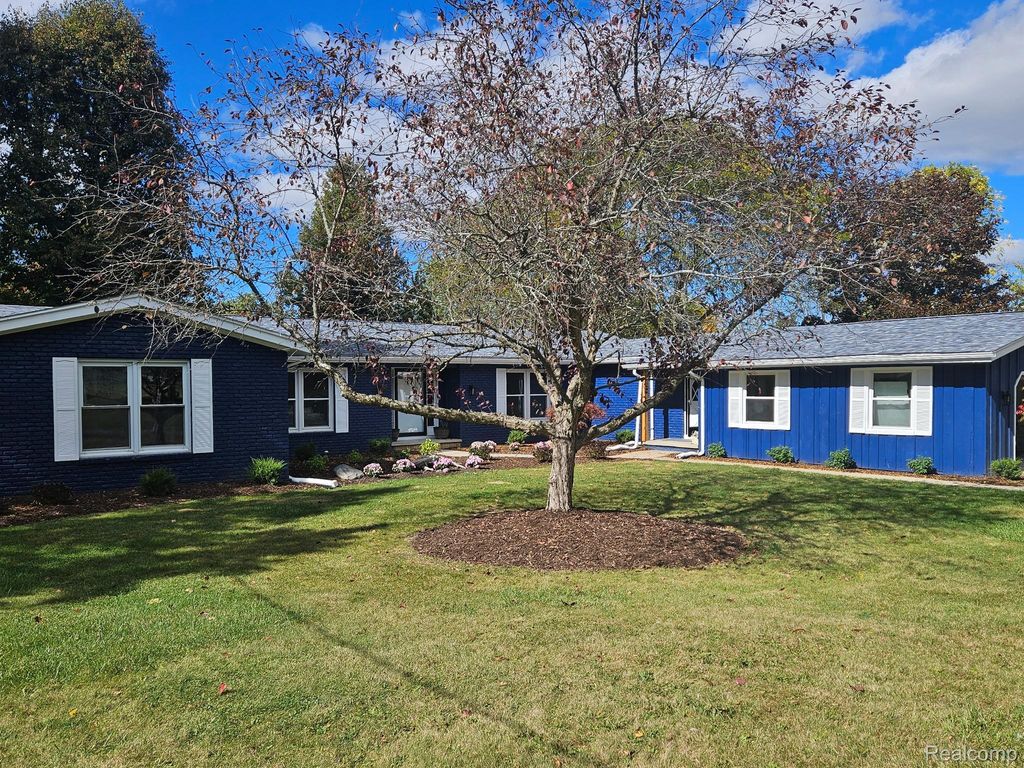6353 Perry Road, Grand Blanc charter township