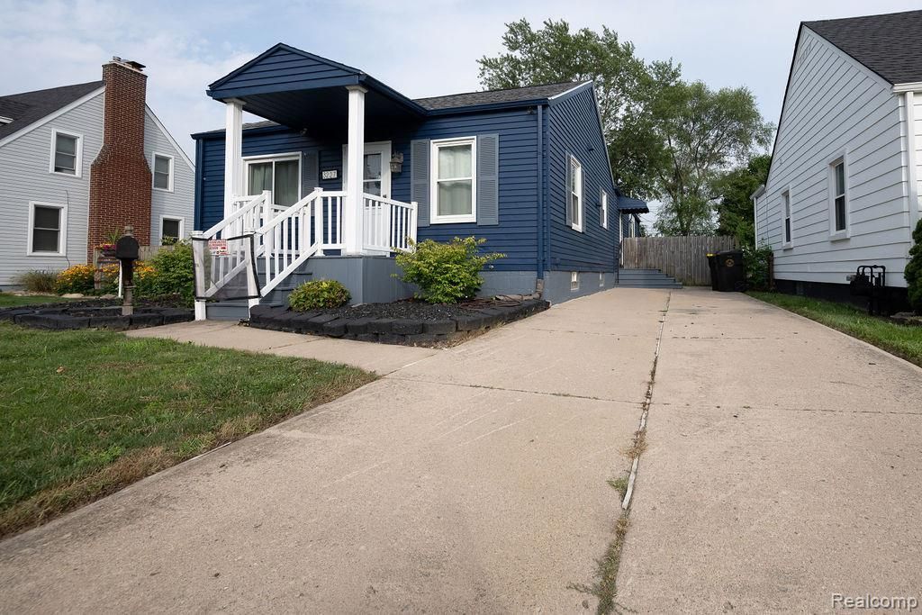 3227 Charles Street, Trenton city