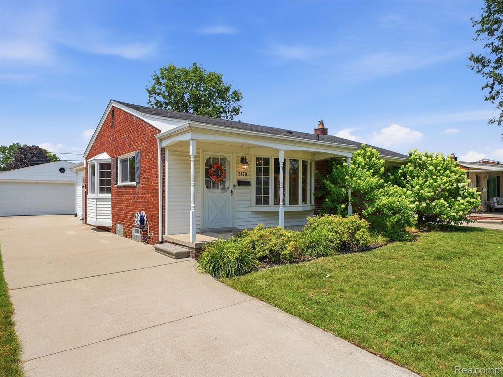 3170 Maxwell Street, Trenton city