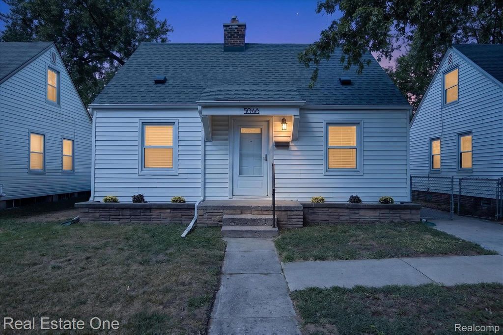 5048 Howe Road, Wayne city