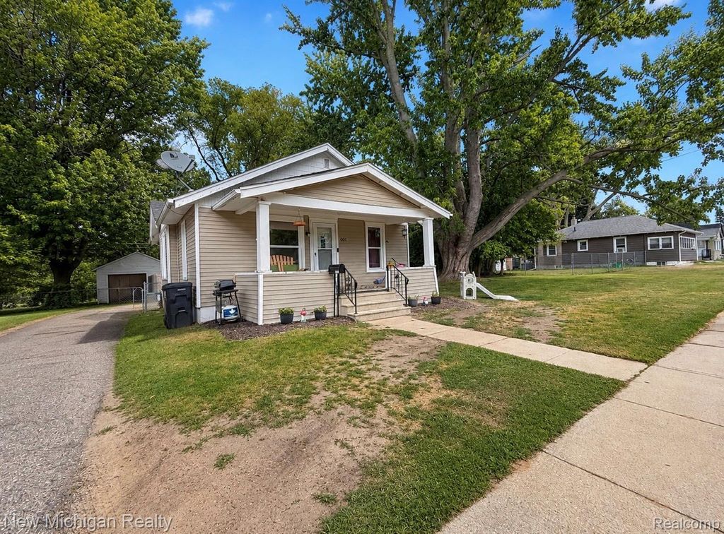 4301 Menton Street, Flint city