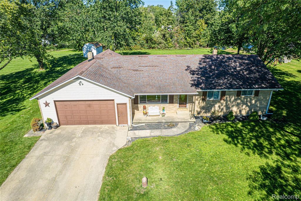 11115 E Pittsburg Road, Durand