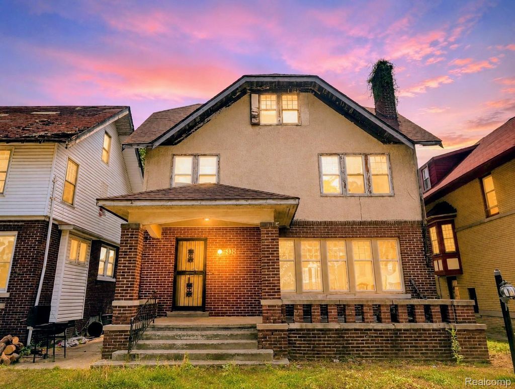98 Mclean Street, Highland Park city