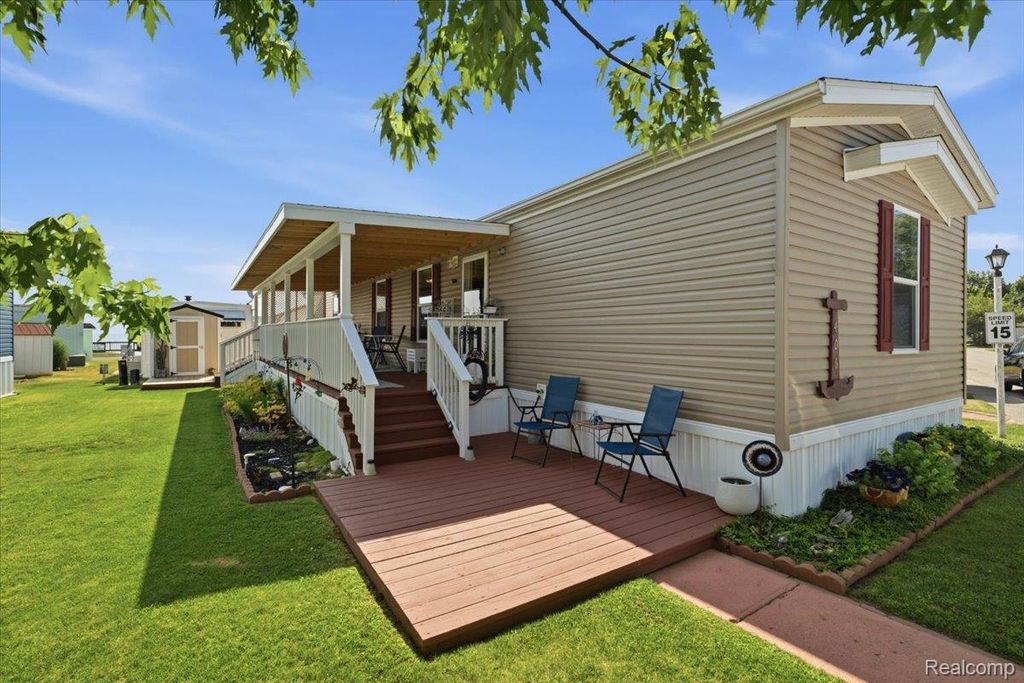 406 Silver Sands Drive, Sanilac township