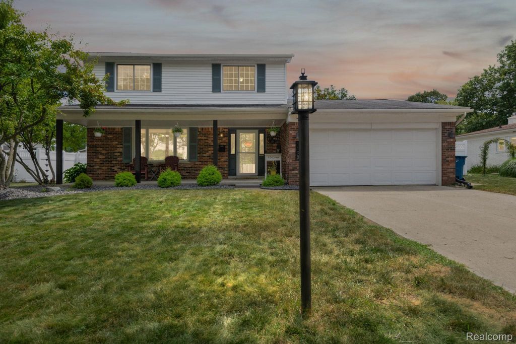 1198 Ashley Drive, Troy city