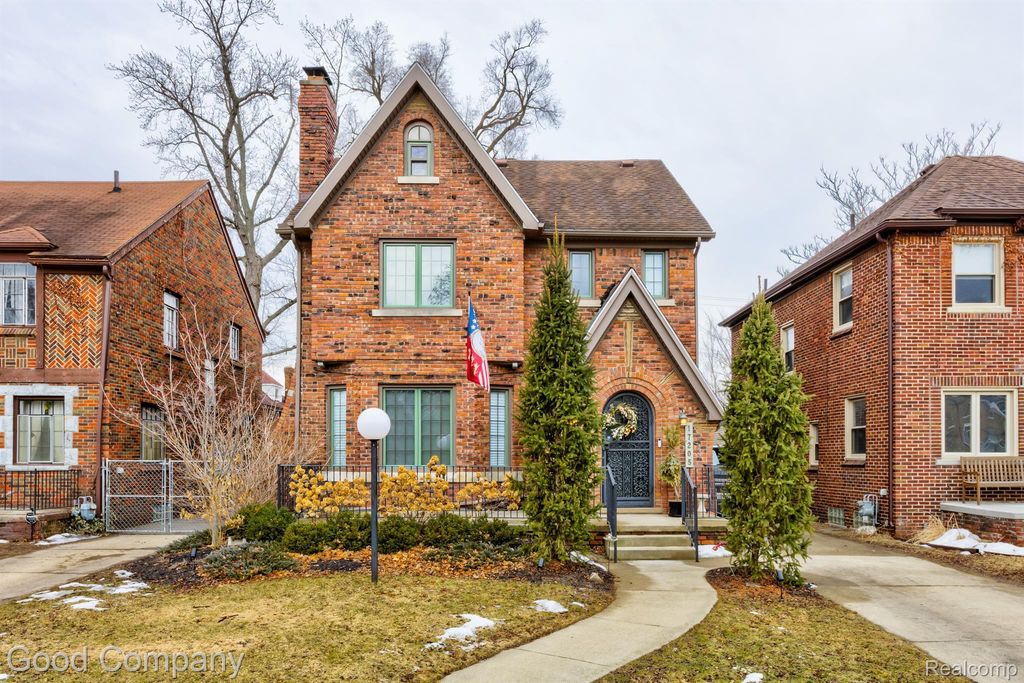 17205 Santa Barbara Drive, Detroit city